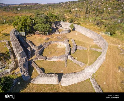  The Great Enclosure! 